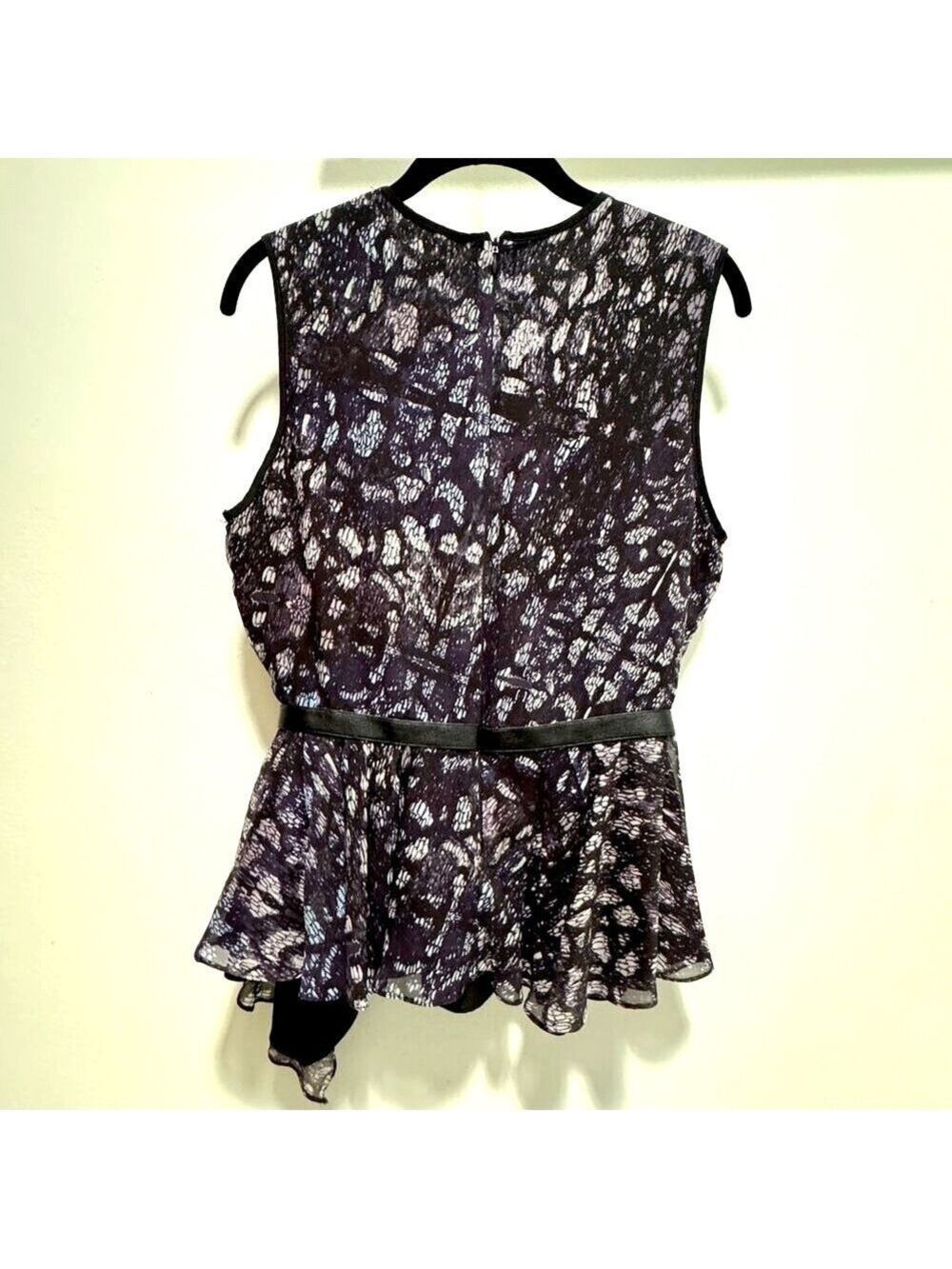 Hunter Bell Sleeveless Peplum, 100% Silk & Leather Trim, Size 8 - Picture 2 of 12